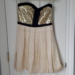 Lauren Moffatt dress